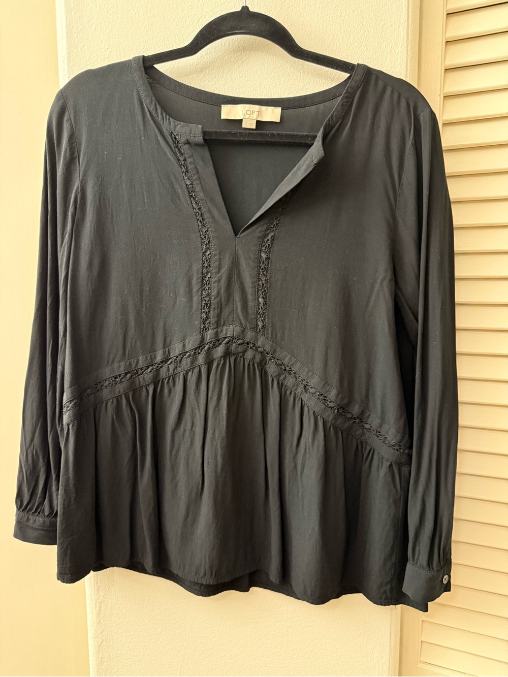 LOFT Black Long-Sleeve Peasant Tunic Blouse